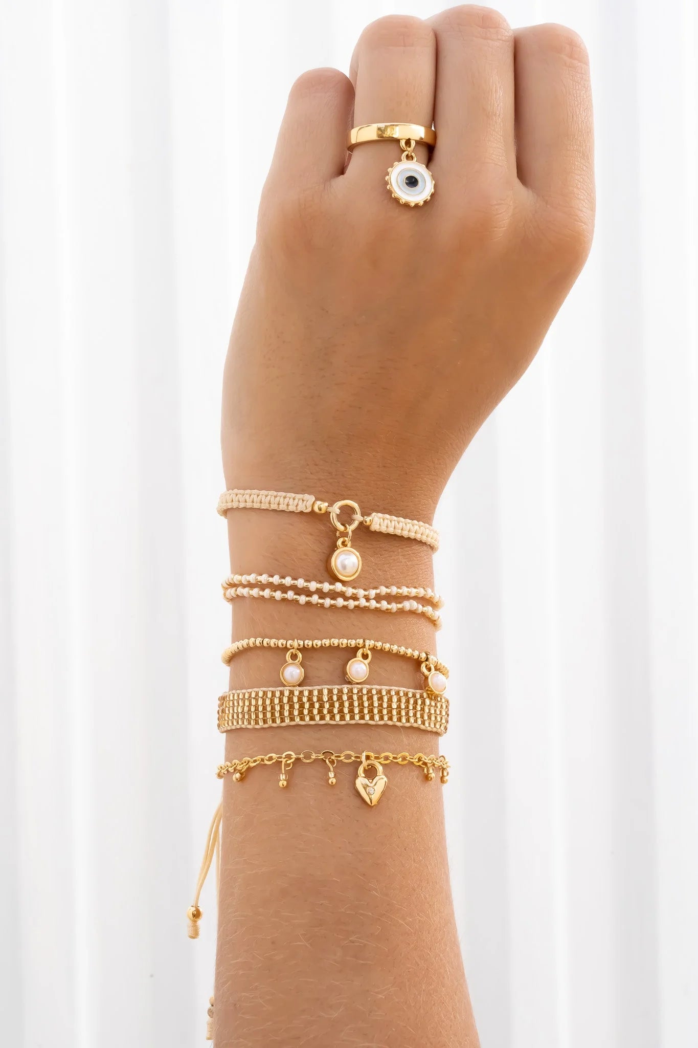 Set De Pulseras Tejida Con Dije De Perla + Aretes