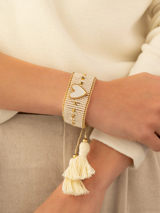 Pulsera Tejida Con Borlas