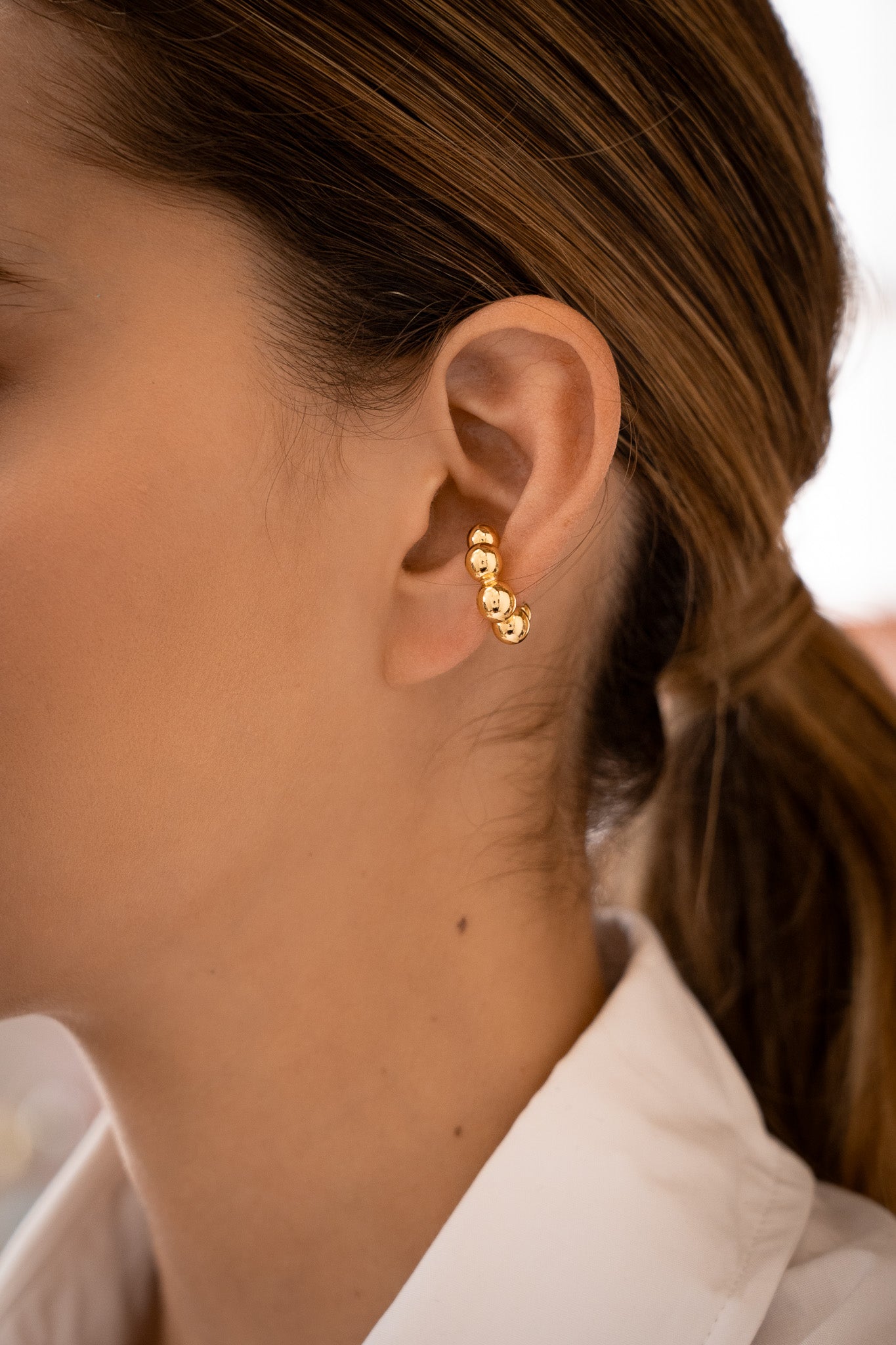 Set De 1 Par de Candongas Y 1 Earcuff Gold