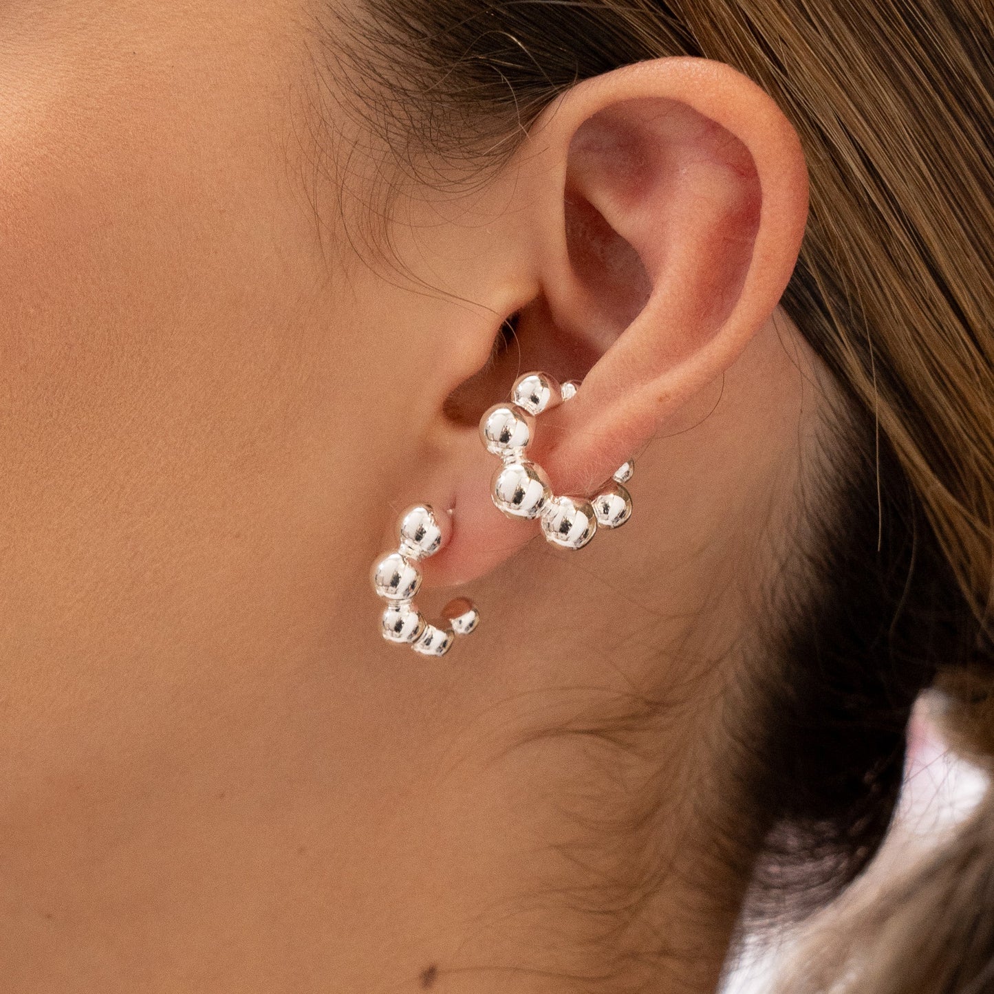 Set De 1 Par de Candongas Y 1 Earcuff Silver